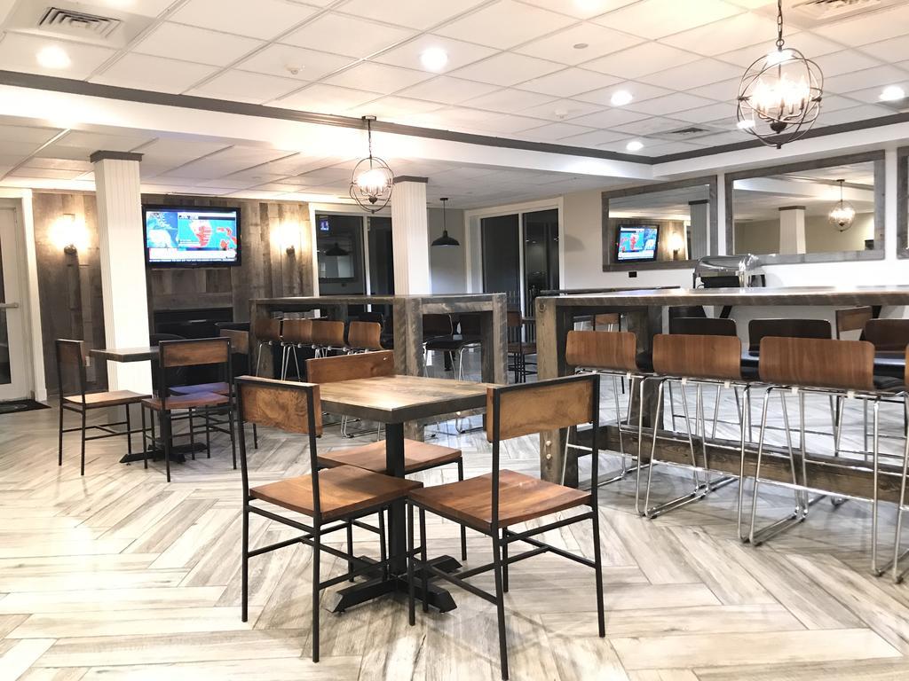 Cresthill Suites Suny University Олбани Екстериор снимка