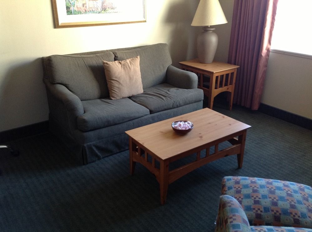 Cresthill Suites Suny University Олбани Екстериор снимка
