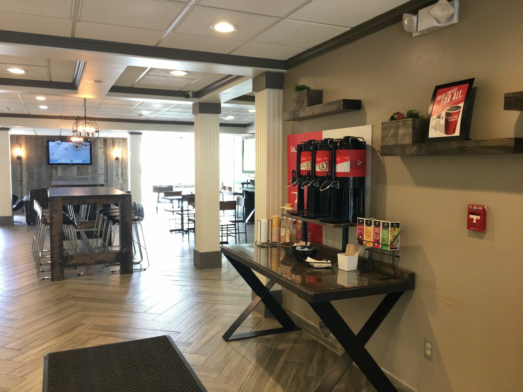Cresthill Suites Suny University Олбани Екстериор снимка