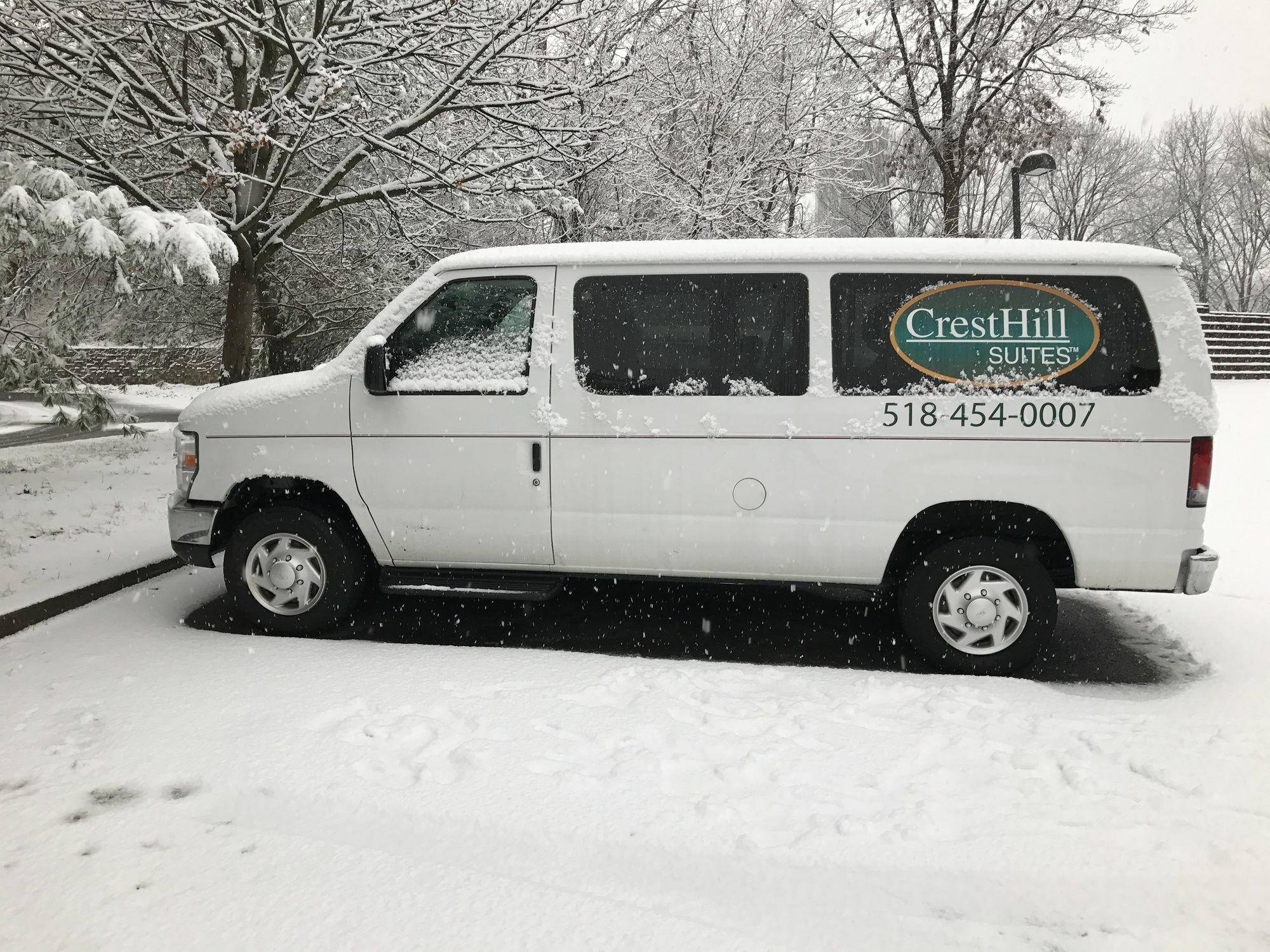 Cresthill Suites Suny University Олбани Екстериор снимка