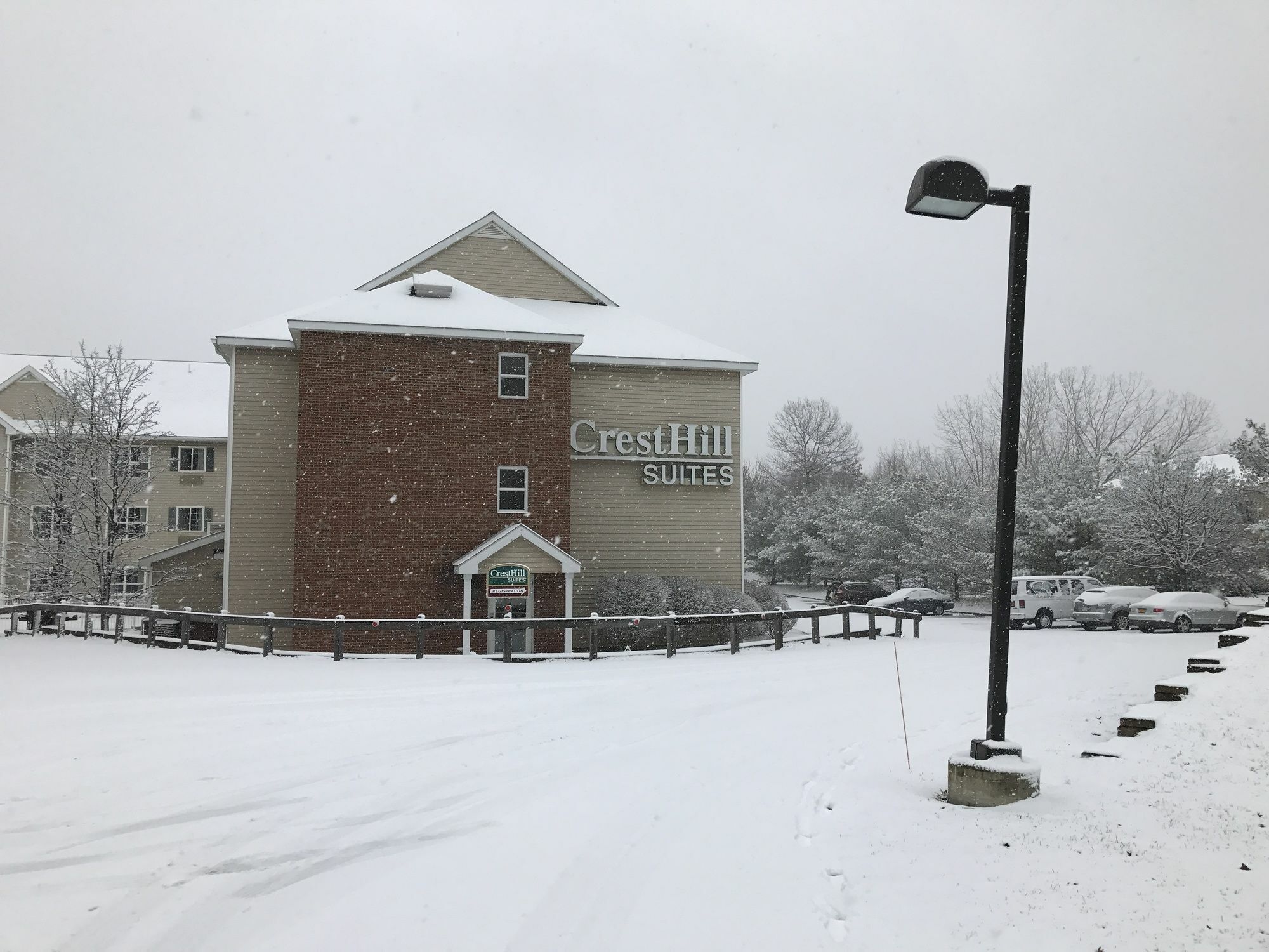 Cresthill Suites Suny University Олбани Екстериор снимка